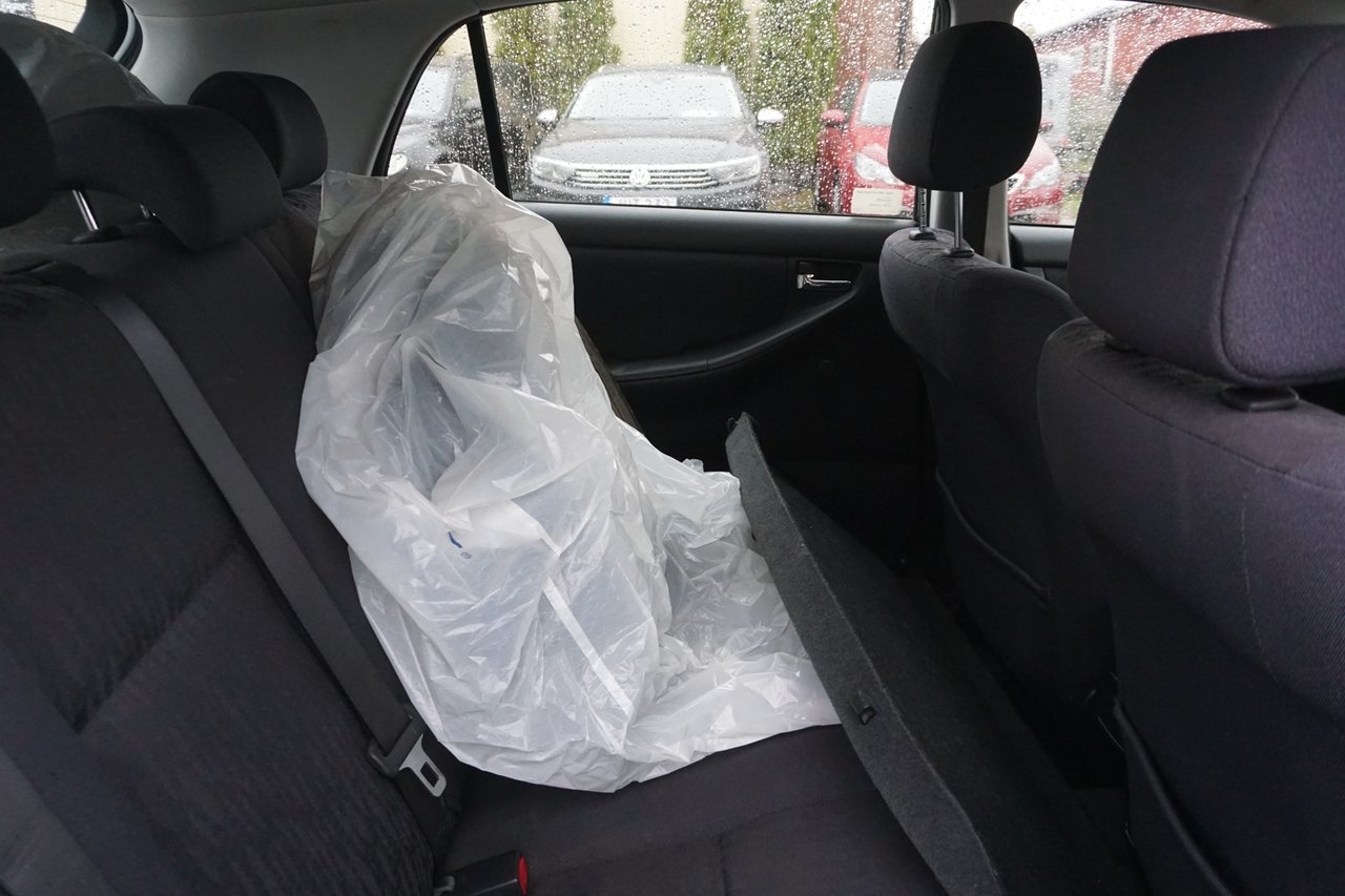 Toyota Corolla 2003, bild 6/7