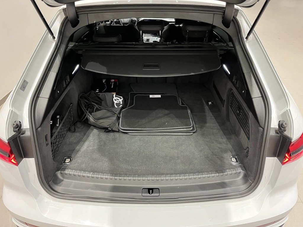 Audi A6 S line 2023, bild 7/10
