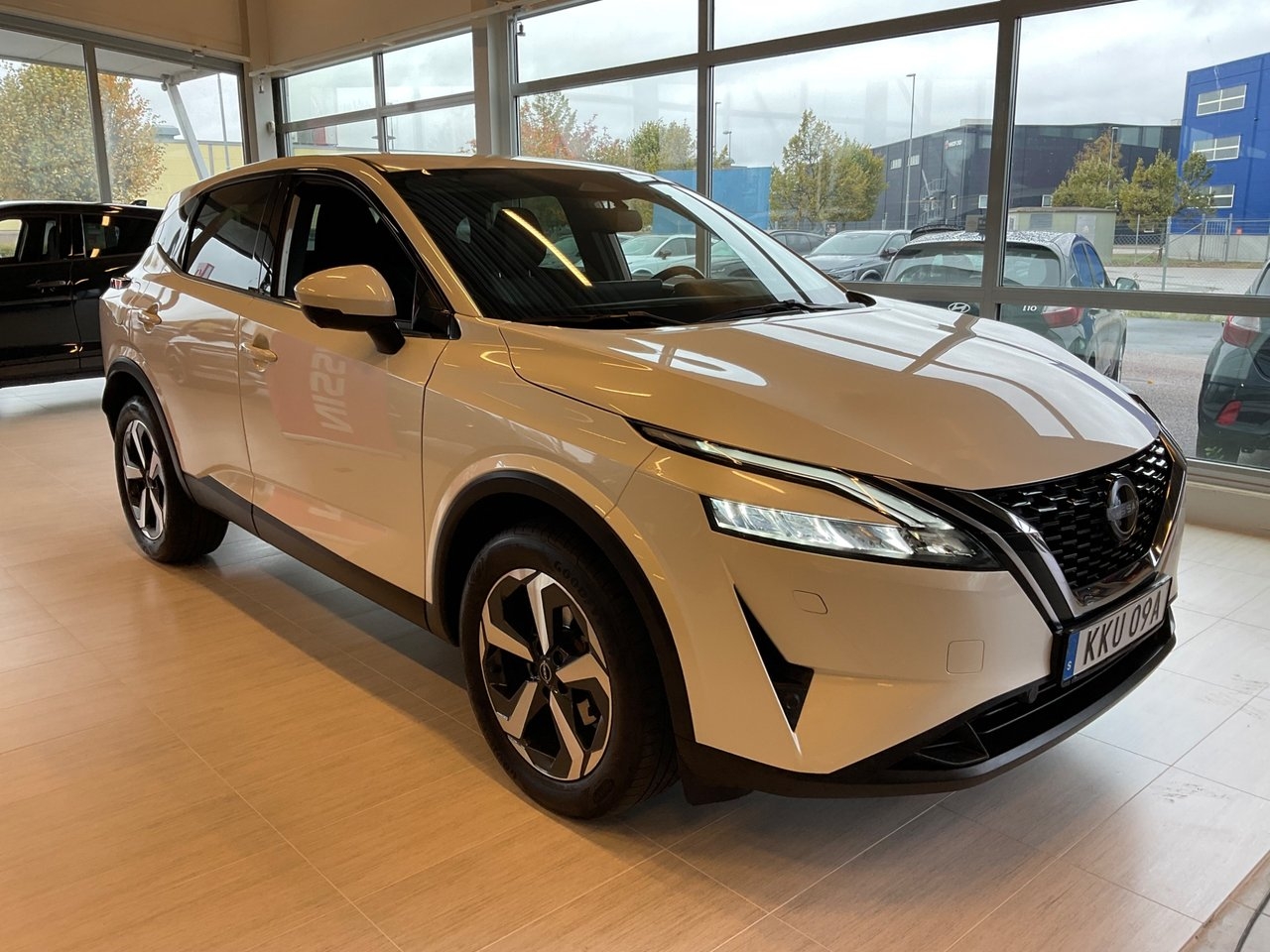 Nissan Qashqai 1.3 DIG-T MHEV N-CONNECTA 2023, bild 5/10