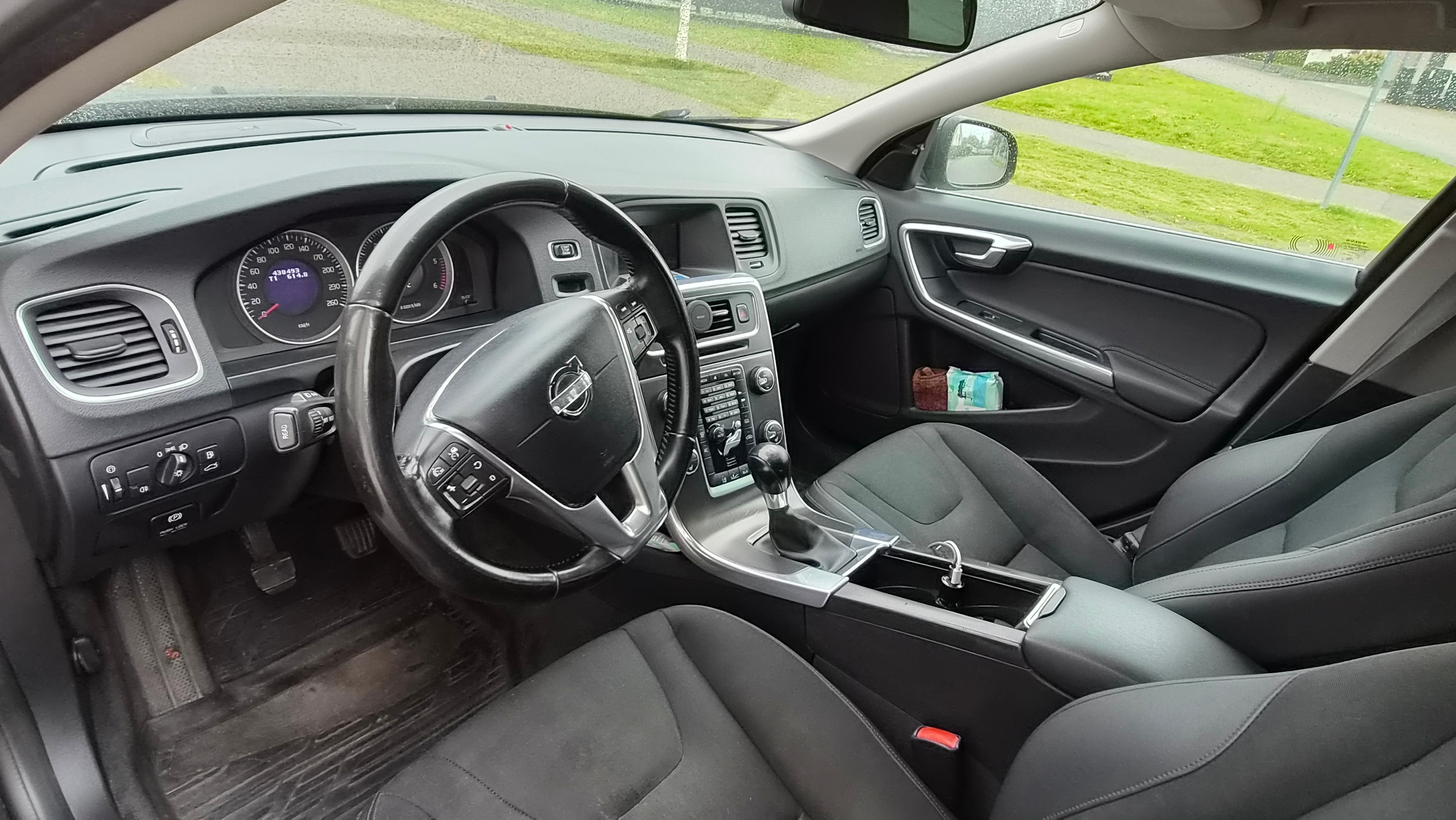 Volvo V60 D3 Manuell 2011, bild 4/5
