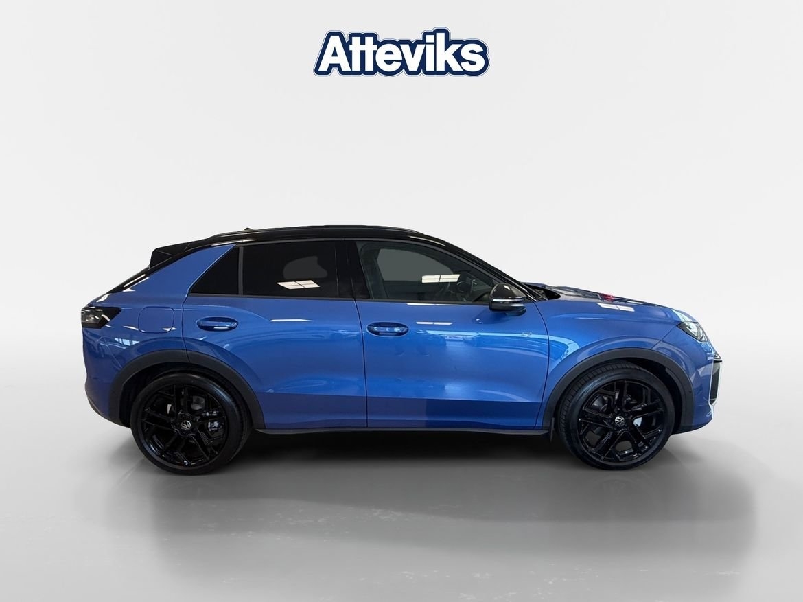 Volkswagen T-Roc 1.5 eTSI R-Line 2026, photo 2/10