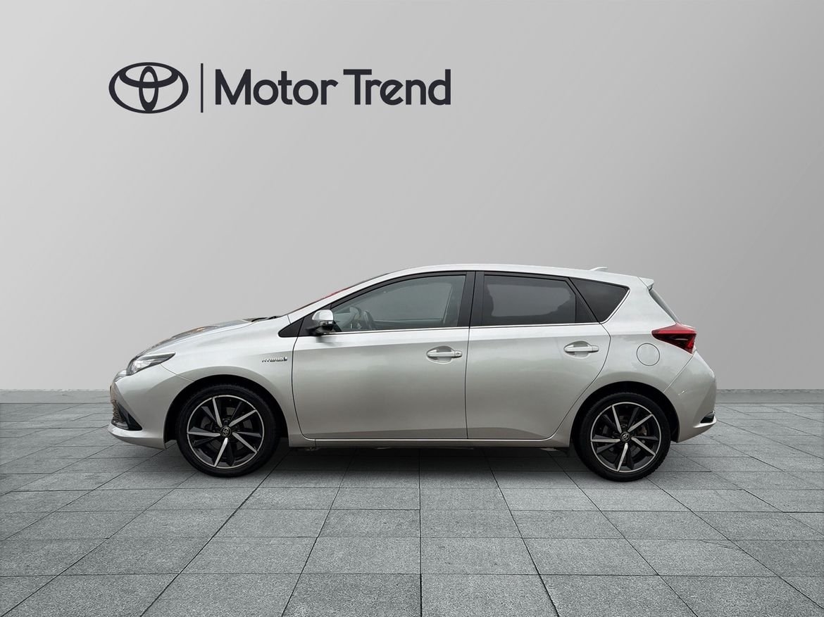 Toyota Auris 1.8 Hybrid Intense 2017, photo 4/21