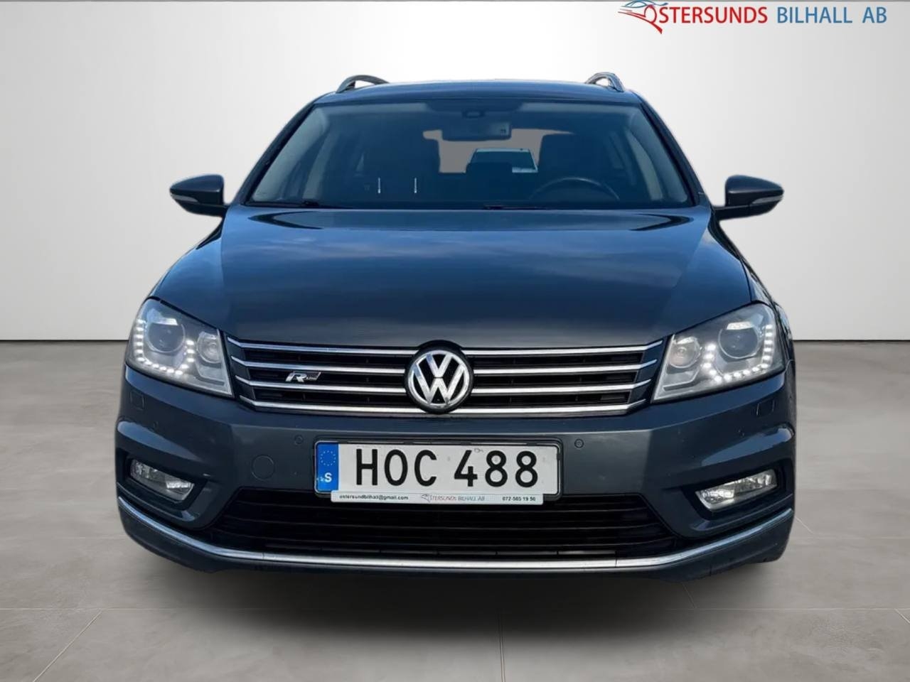 Volkswagen Passat 2.0 TDI R-Line 2013, photo 2/10