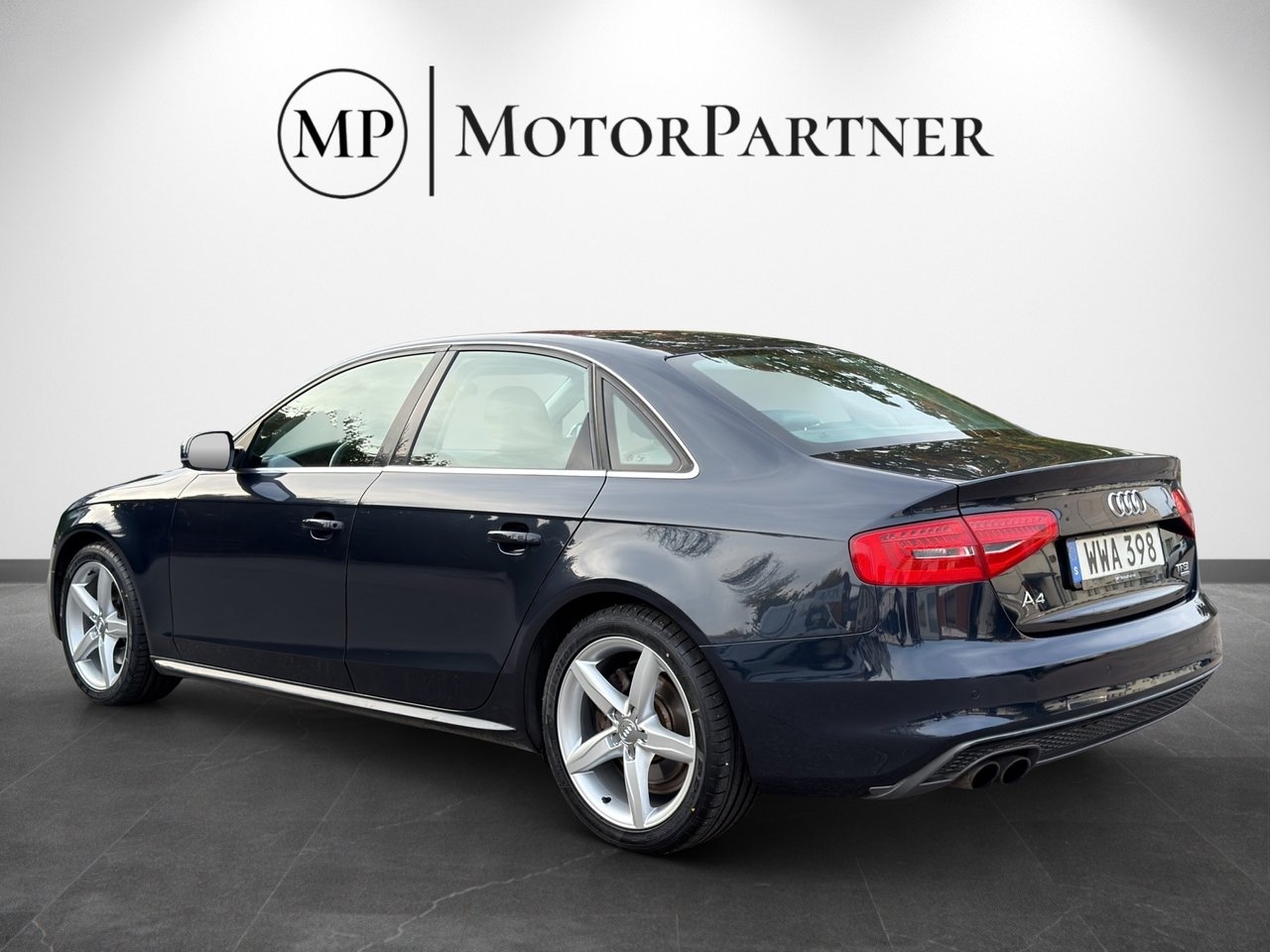 Audi A4 2.0 TFSI 2015, bild 5/10
