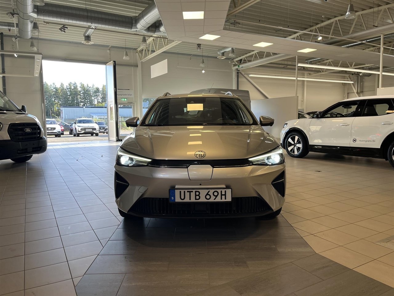 MG MG5 Electric Maximum Range Luxury 2022, kuva 5/5