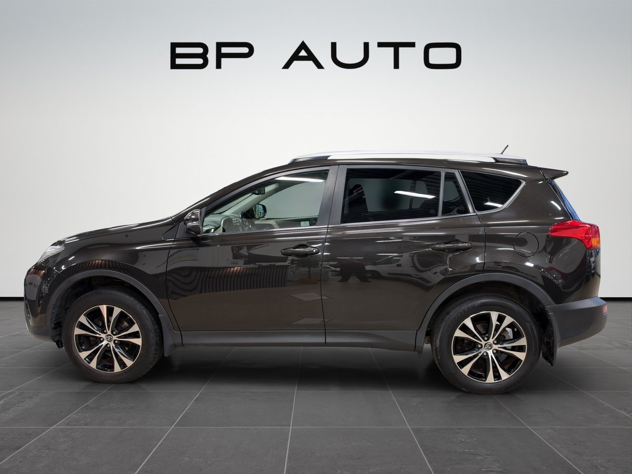 Toyota RAV4 2.0 Edition 2015, bild 2/10