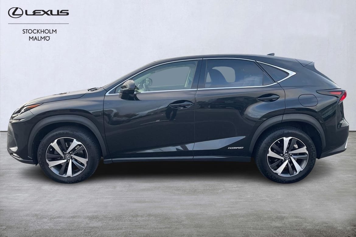 Lexus NX 300h Luxury 2018, bild 3/10
