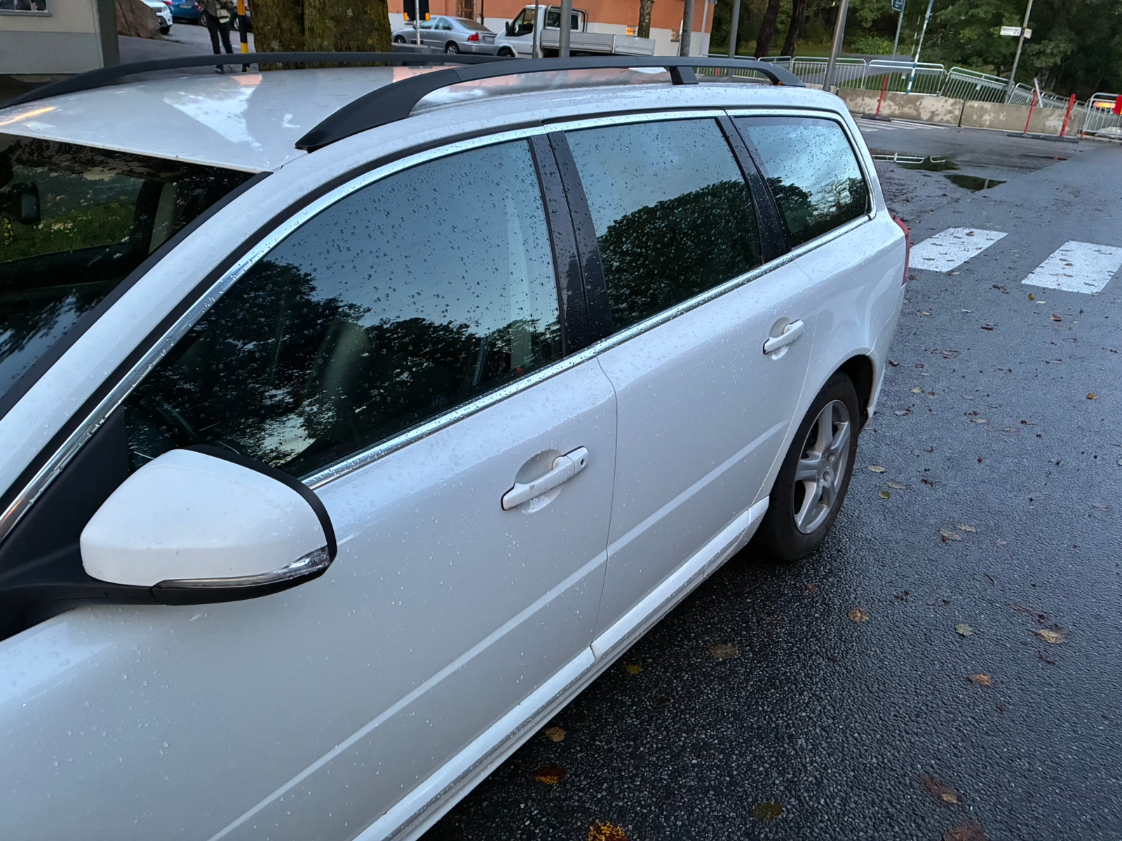 Volvo V70 2013, photo 4/10