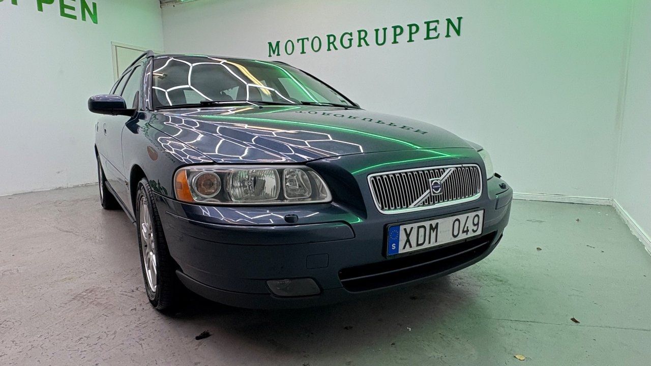 Volvo V70 2.4 Business 2006, bild 2/10