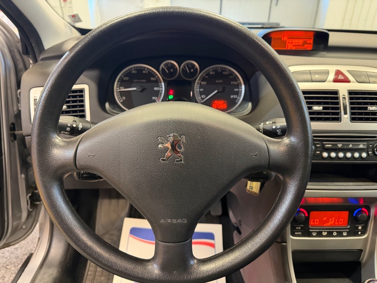 Peugeot 307 110 2005, photo 5/10