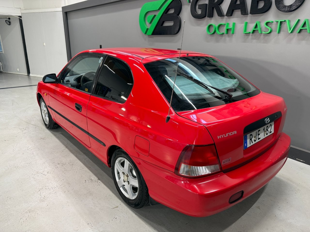 Hyundai Accent 2000, kuva 3/10