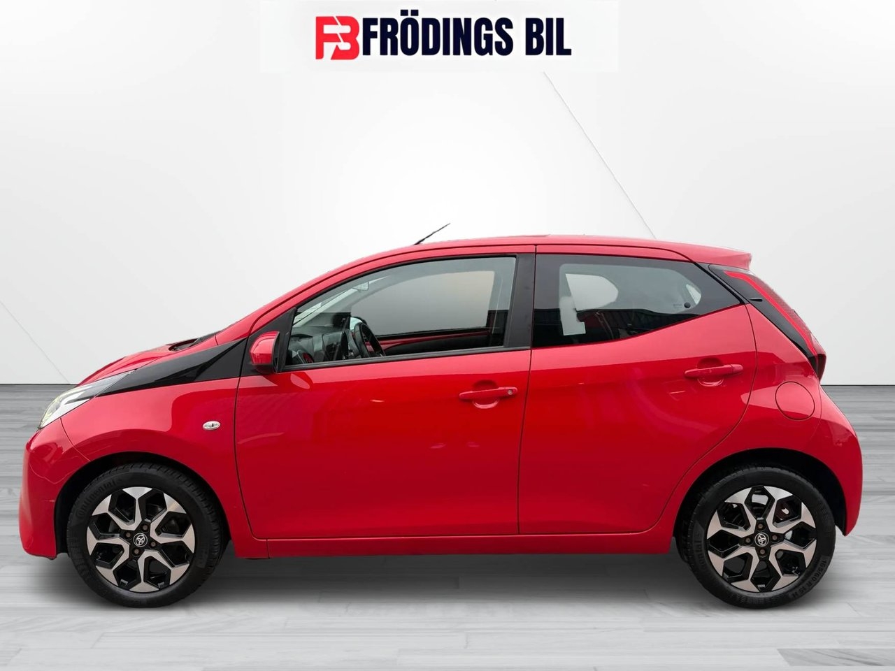Toyota Aygo X-Shift 2019, bild 2/23