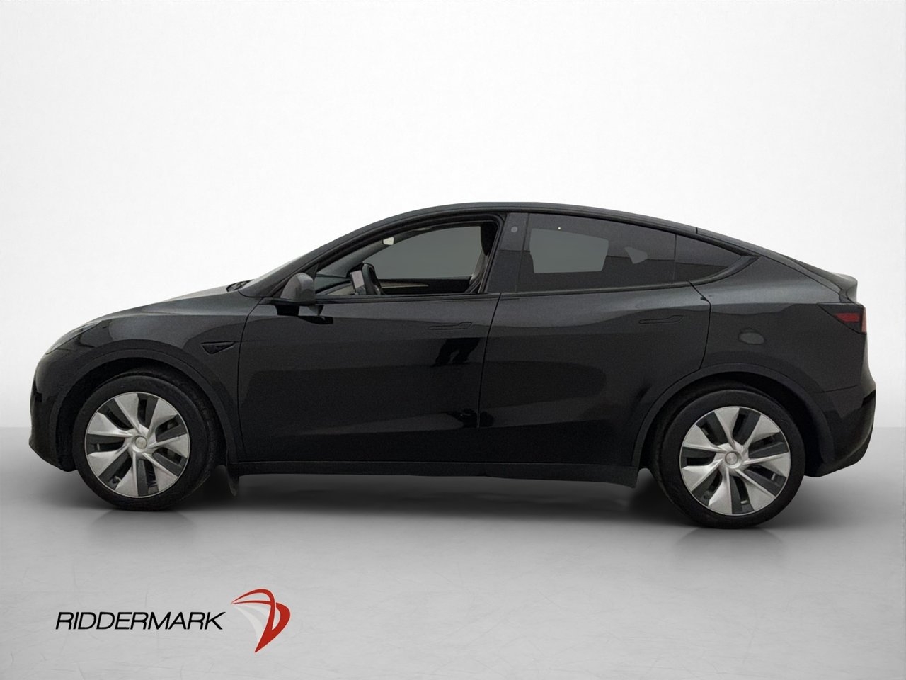 Tesla Model Y 2023, kuva 5/10
