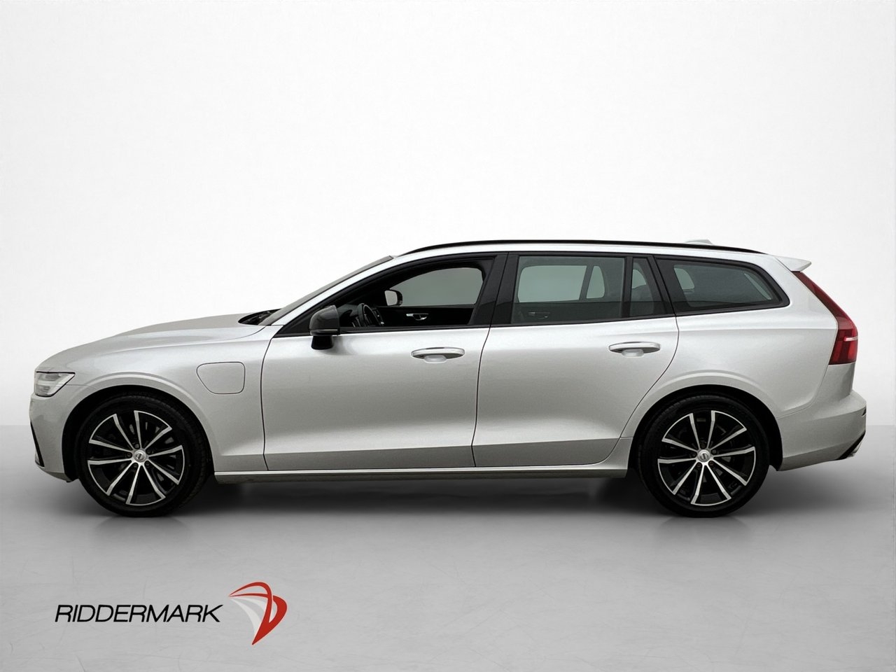 Volvo V60 T8 R Design 2021, bild 4/38