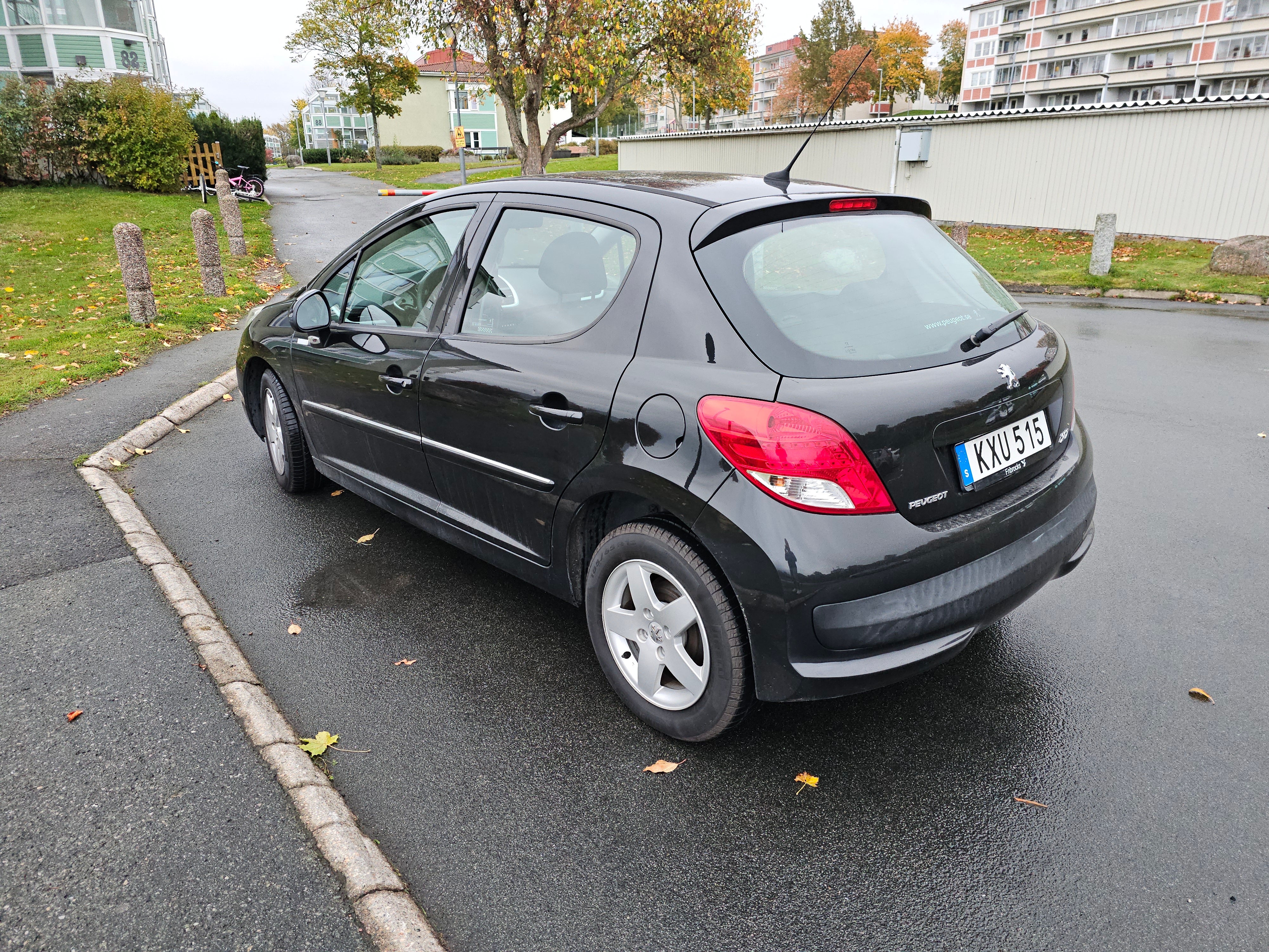 Peugeot 207 95 VTi 2010, photo 3/4