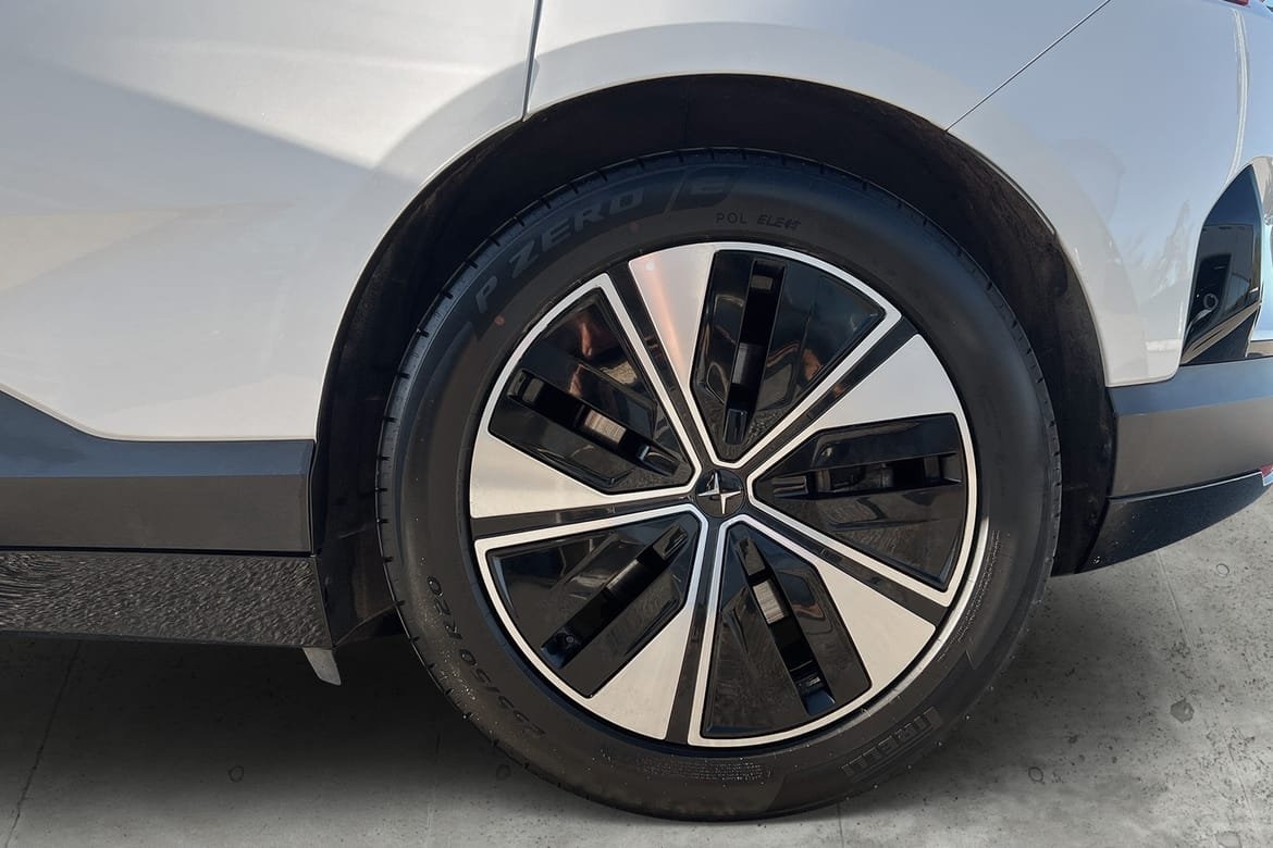Polestar 4 Long Range 2025, photo 6/10