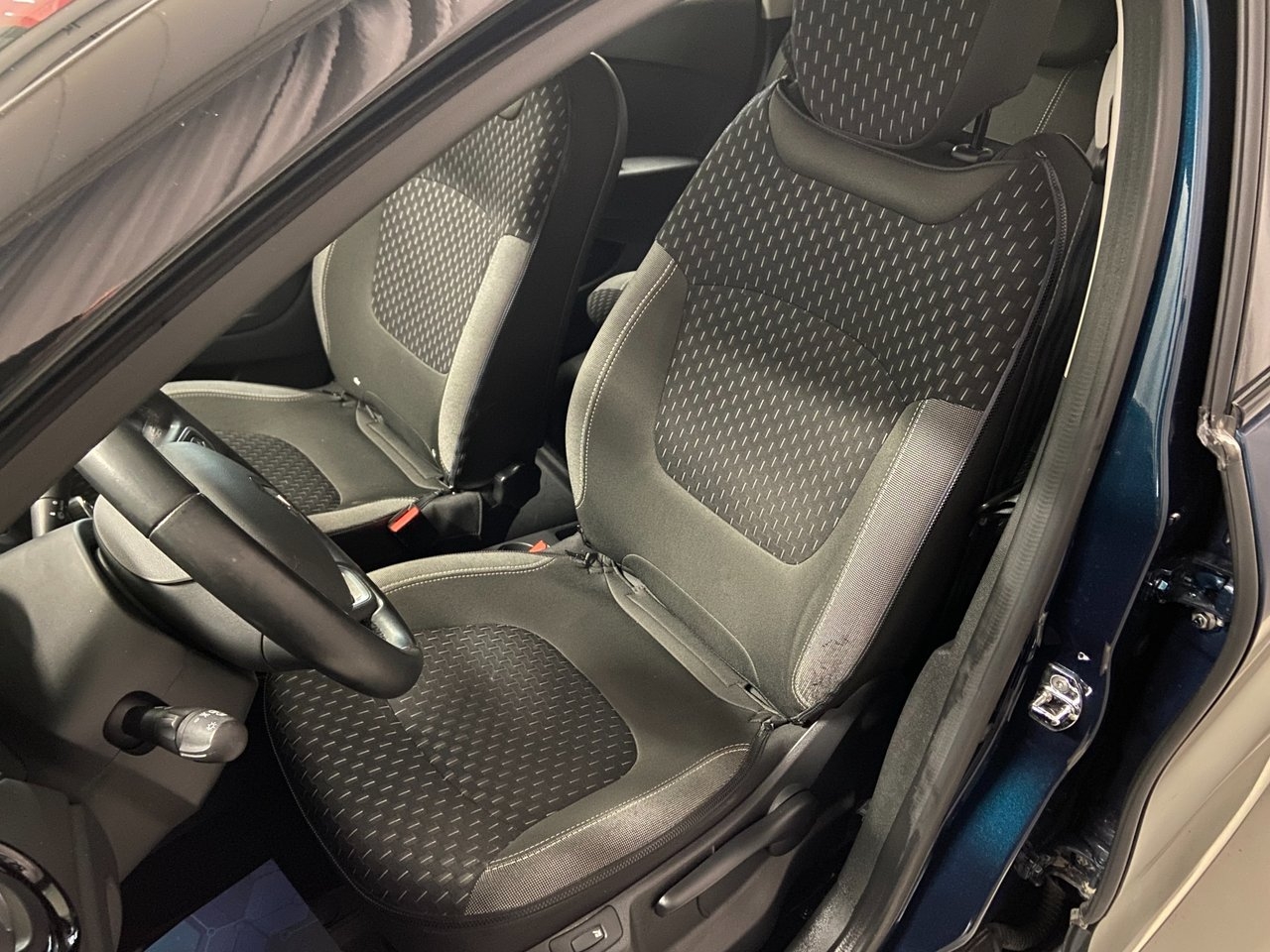 Renault Captur TCe 90 2019, bild 7/10
