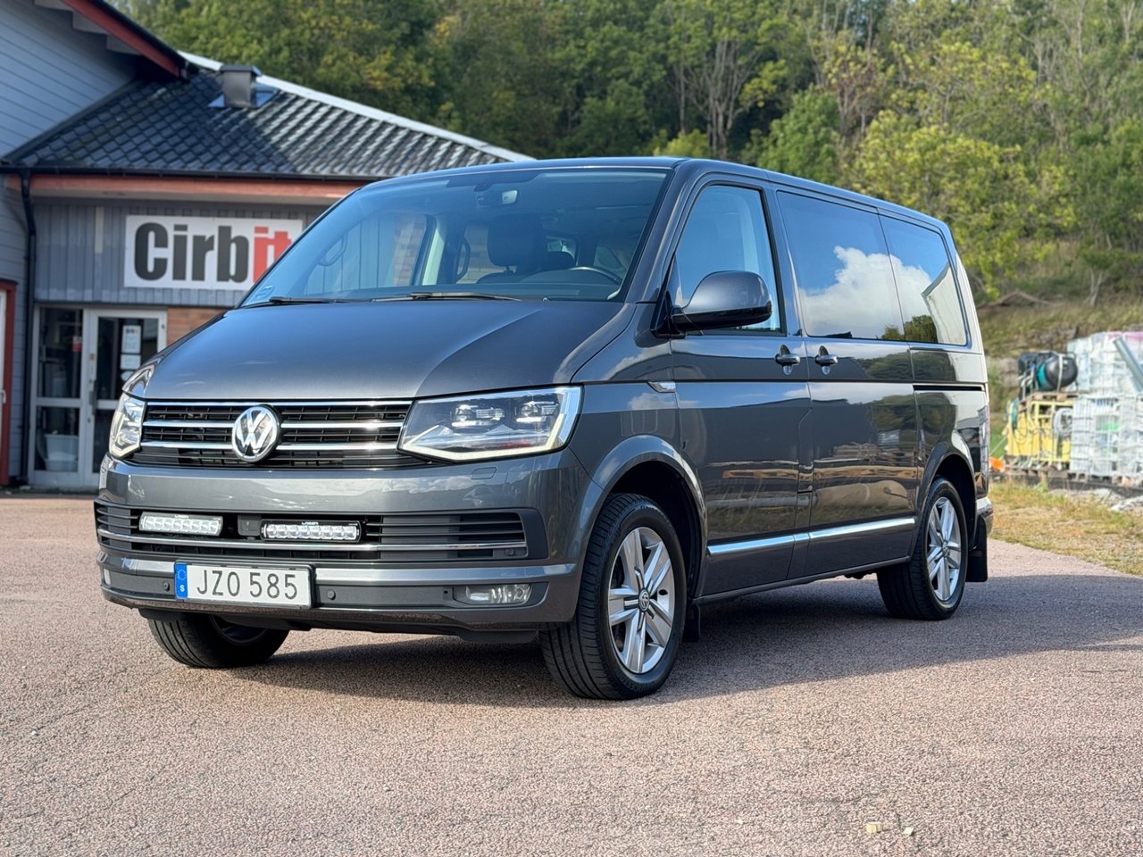 Volkswagen Multivan 2.0 TDI Highline 2016, bild 2/10