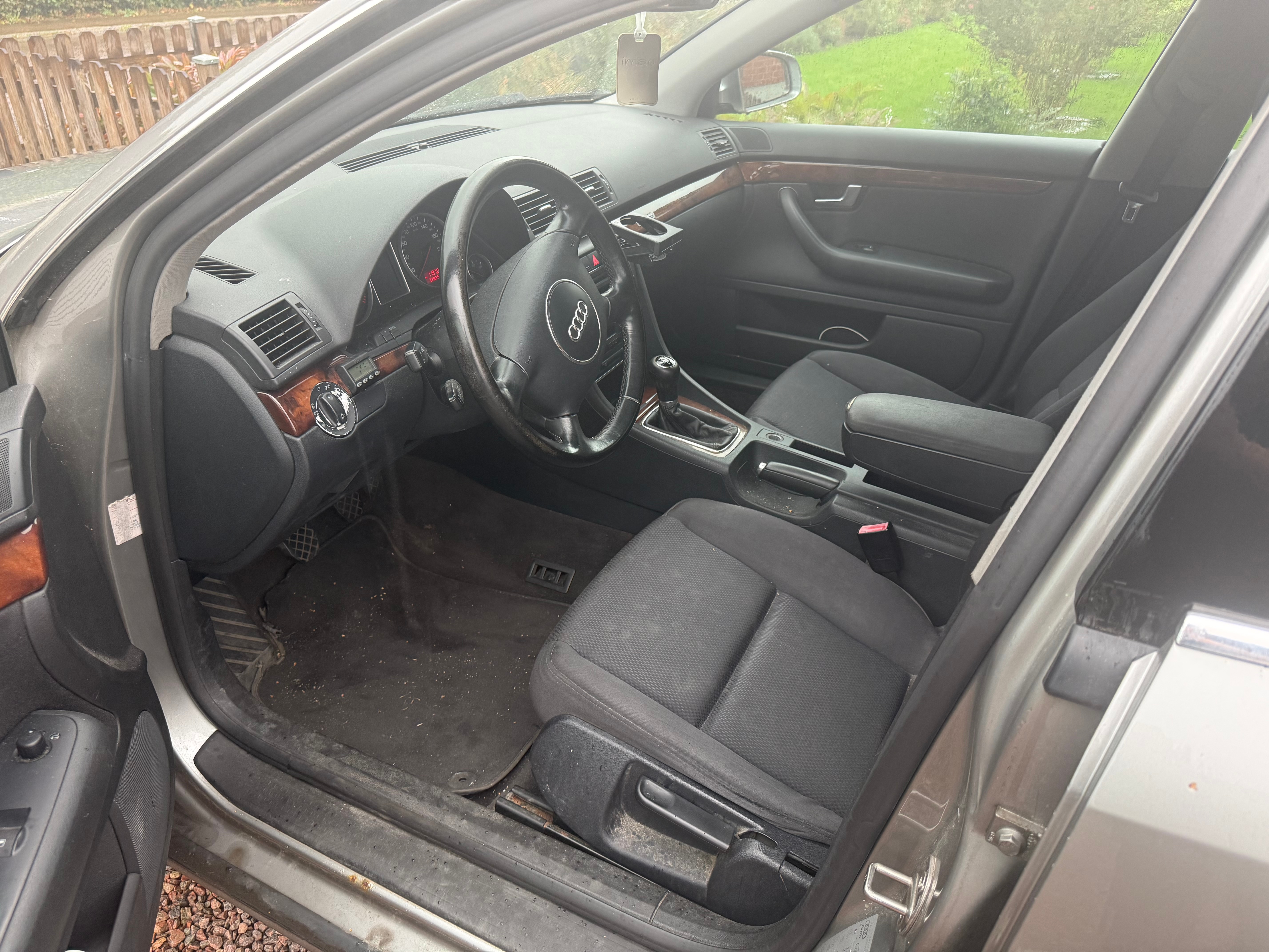 Audi A4 1.9 TDI 2004, bild 3/4