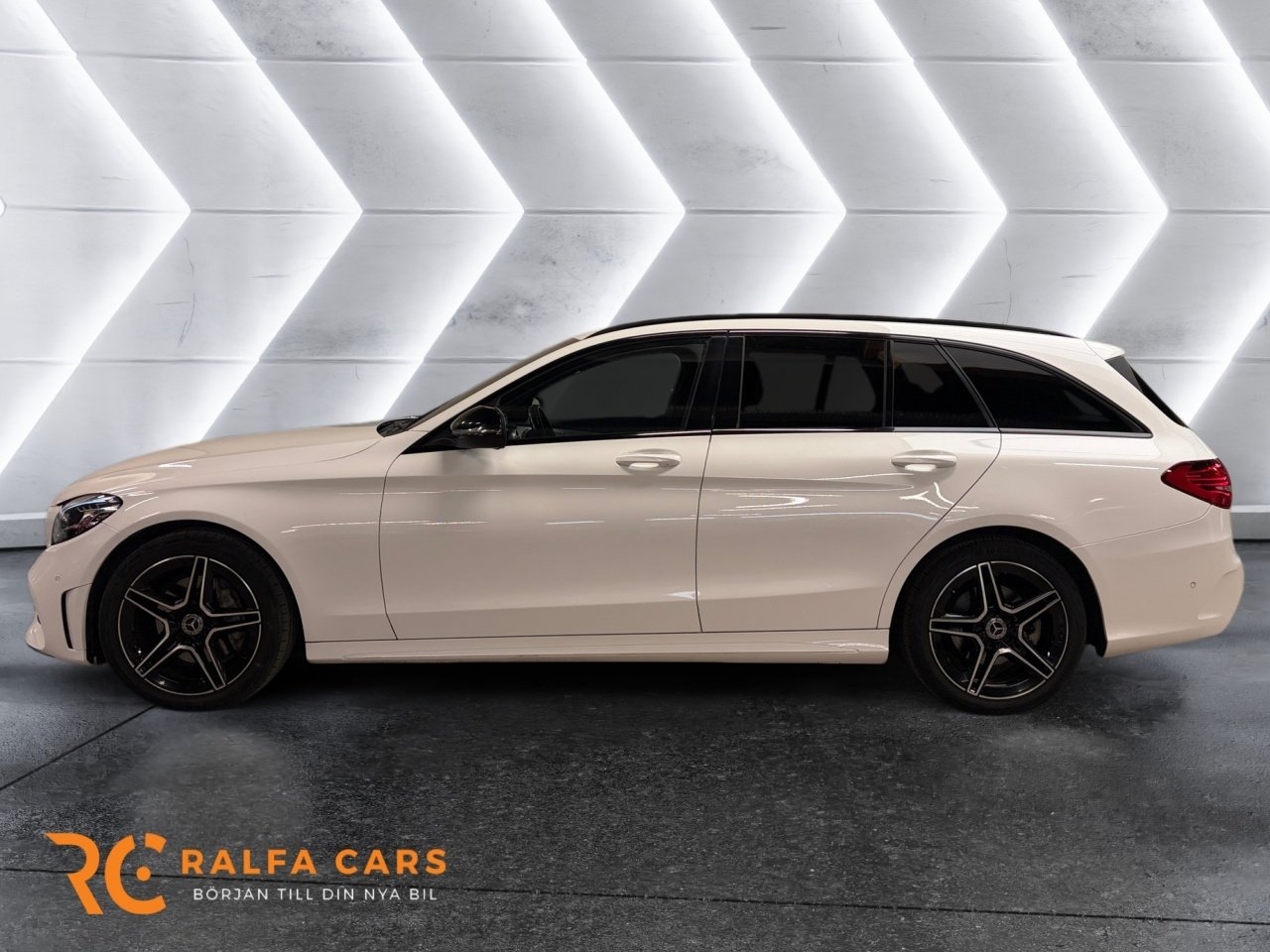 Mercedes-Benz C 200 d AMG Night Edition 2021, bild 3/10