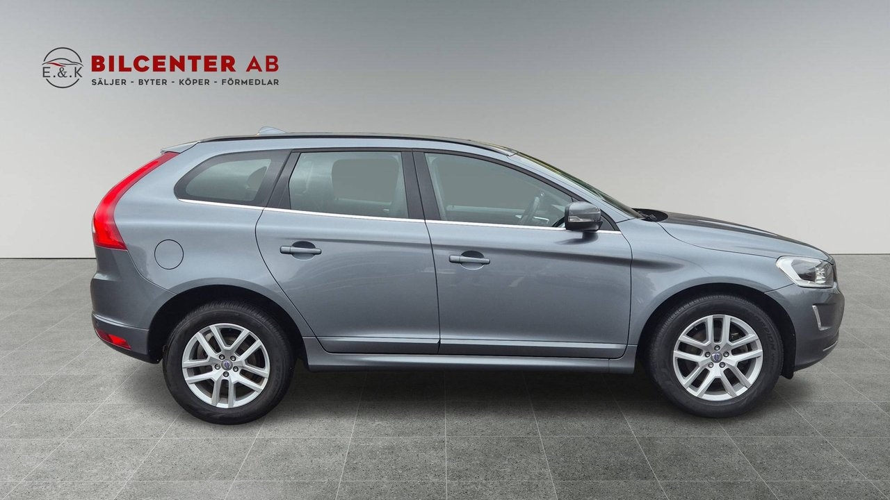 Volvo XC60 D3 Momentum 2017, bild 7/10