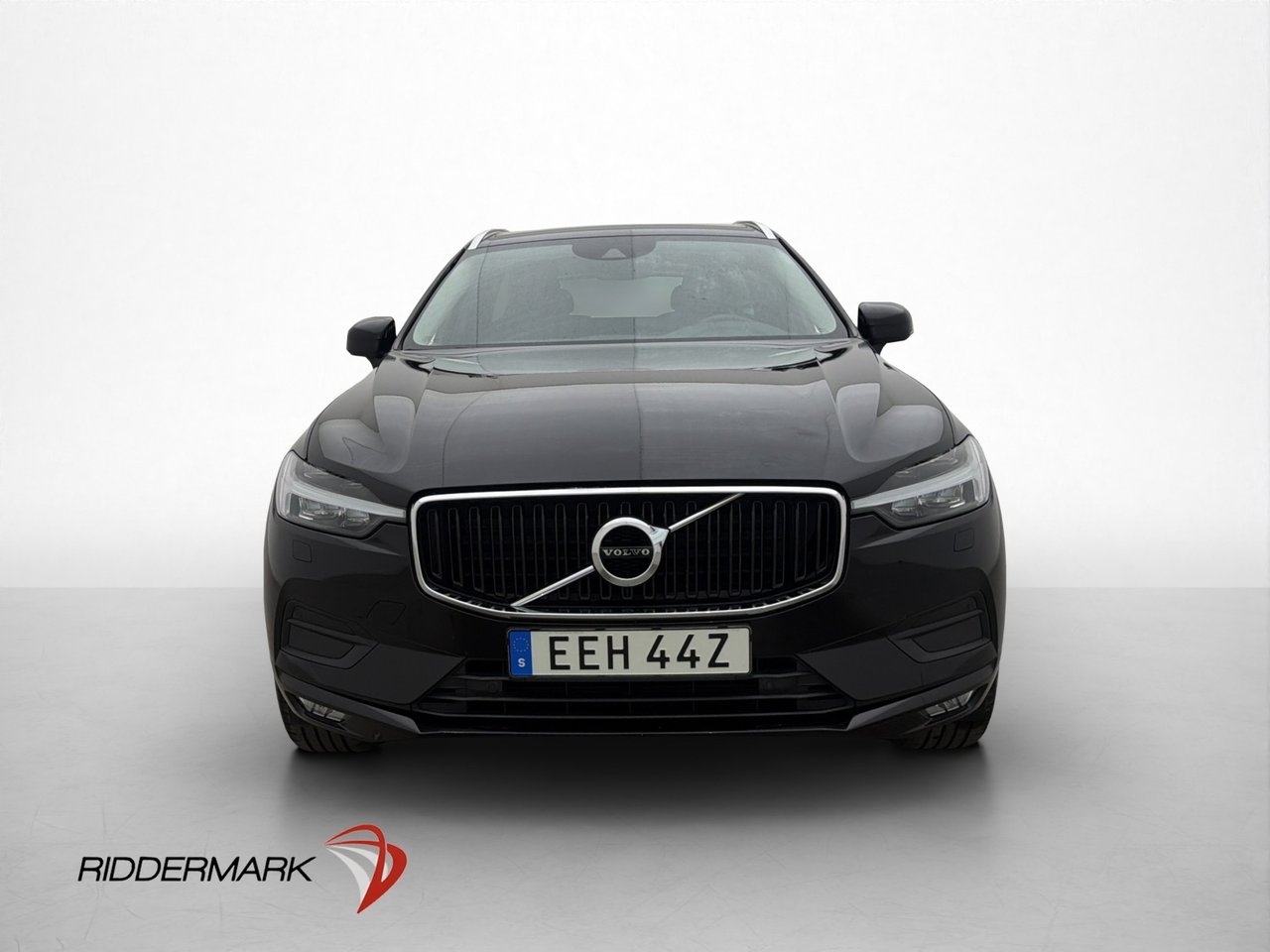 Volvo XC60 B4 Diesel Momentum 2021, bild 2/35