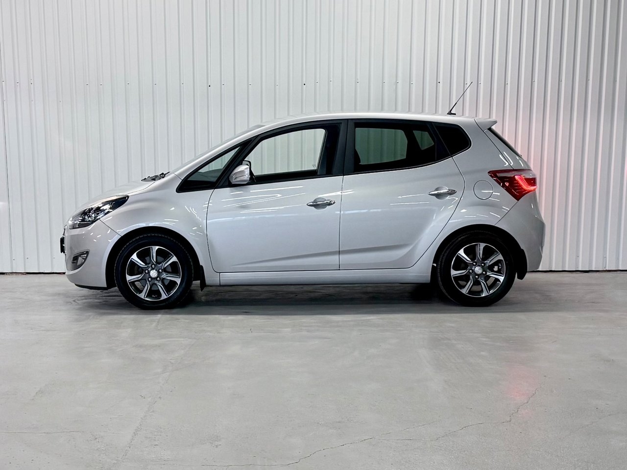 Hyundai ix20 1.6 Platinum 2016, kuva 6/23