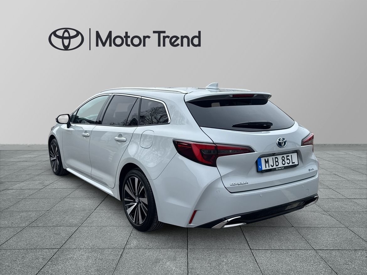 Toyota Corolla 1.8 Hybrid Style 2026, kuva 2/10