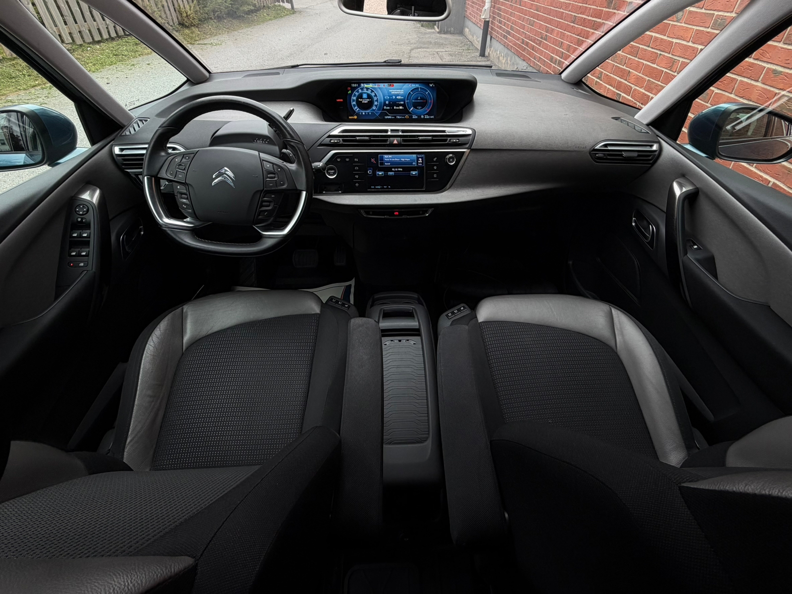 Citroen Grand C4 Picasso 1.6 HDi EGS 2015, bild 6/7