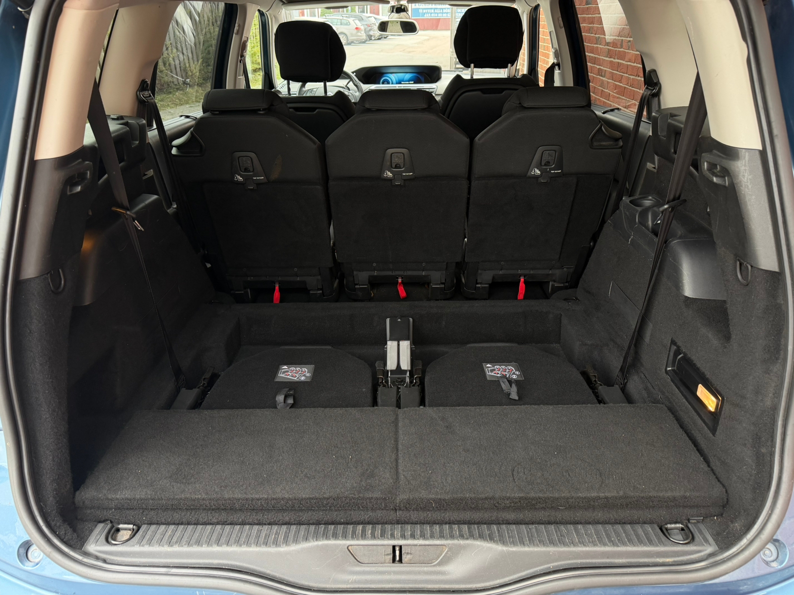 Citroen Grand C4 Picasso 1.6 HDi EGS 2015, bild 4/7