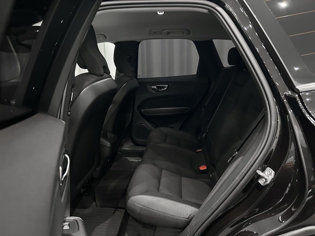 Volvo XC60 D4 Momentum 2019, bild 7/10