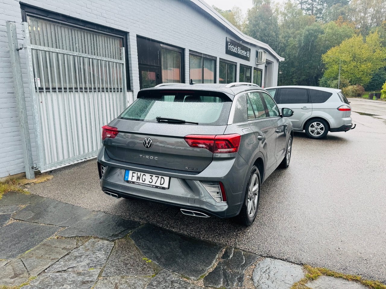 Volkswagen T-Roc 2.0 TDI SCR R-Line 2022, photo 3/10