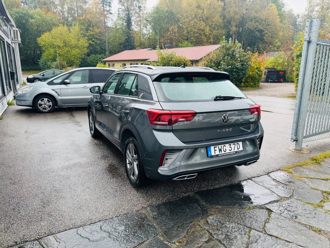 Volkswagen T-Roc 2.0 TDI SCR R-Line 2022, photo 4/10