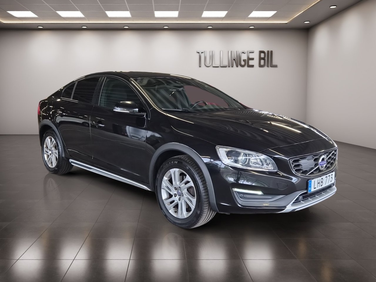 Volvo S60 Cross Country D4 Plus Classic 2018, photo 6/10
