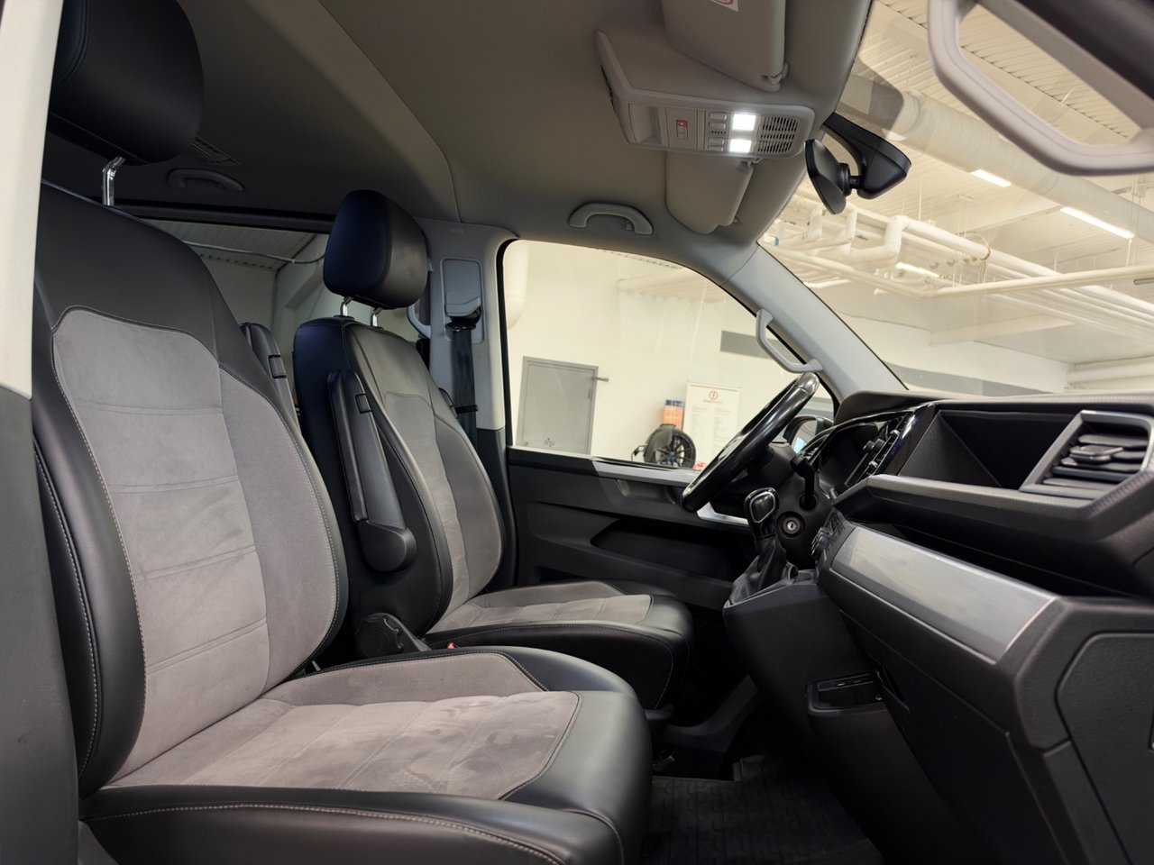 Volkswagen Multivan 2.0 TDI 2020, bild 6/10