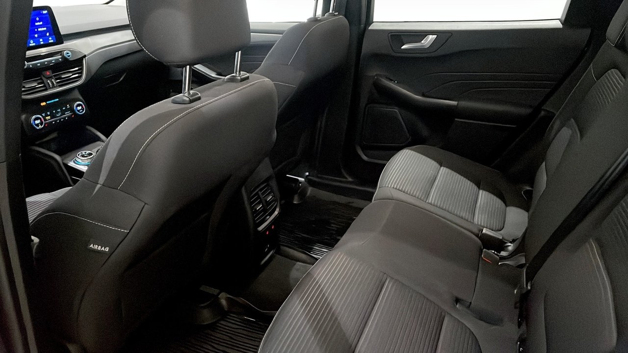 Ford Kuga Titanium 2023, bild 5/10