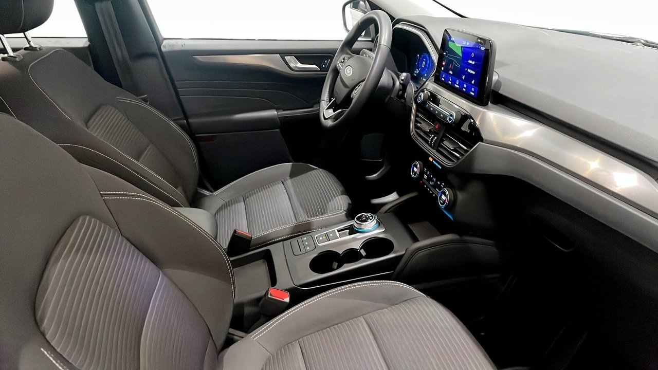 Ford Kuga Titanium 2023, bild 3/10
