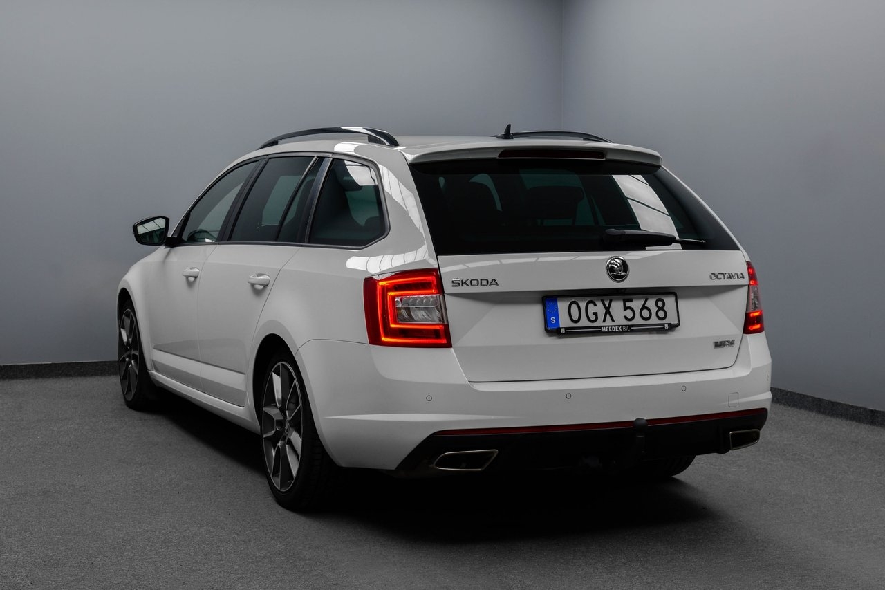 Skoda Octavia RS 220 2017, bild 3/10
