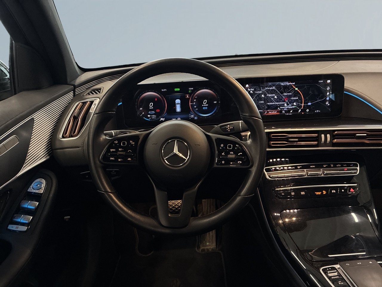 Mercedes-Benz EQC 400 2022, kuva 9/10