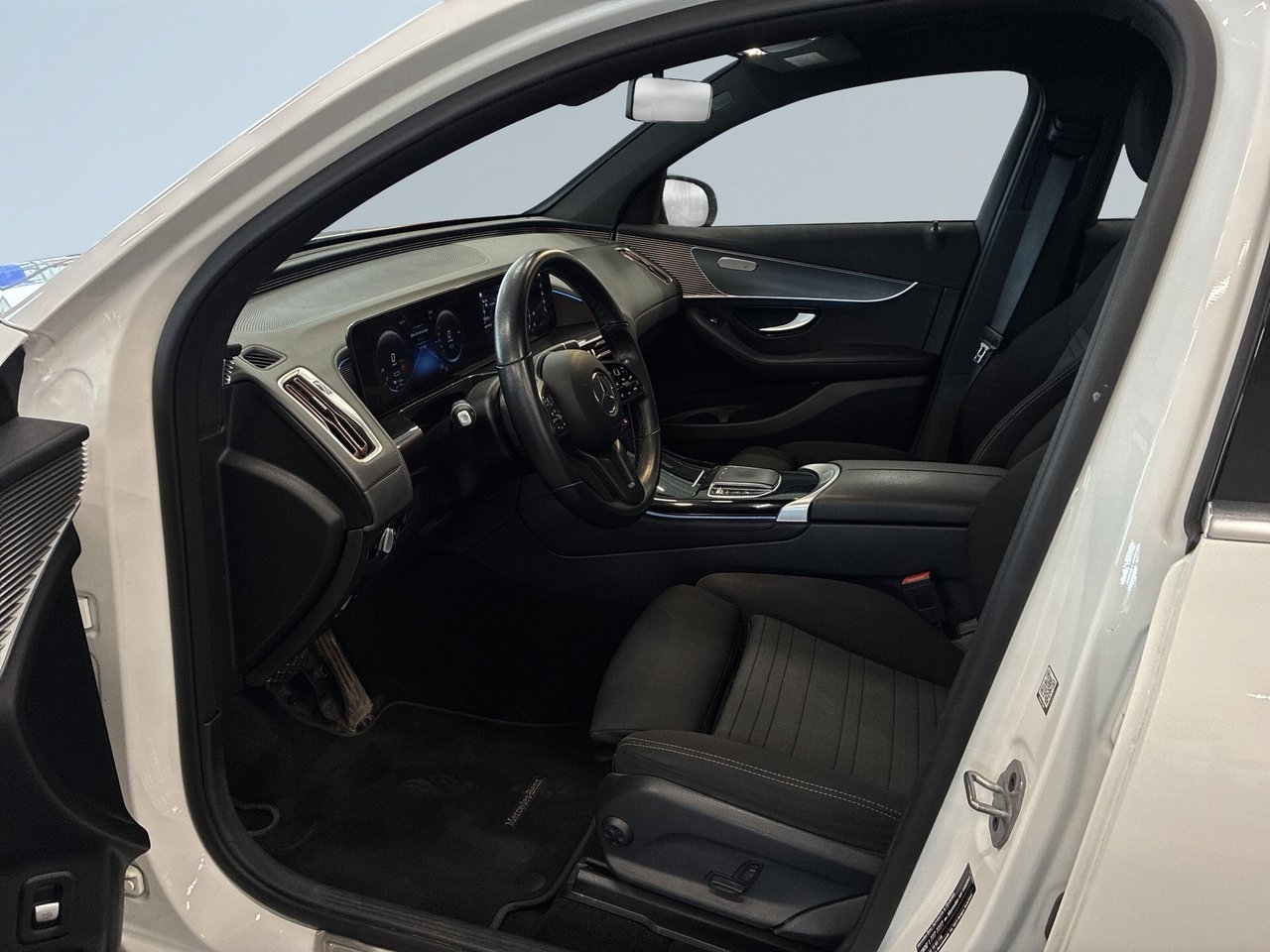 Mercedes-Benz EQC 400 2022, kuva 7/10