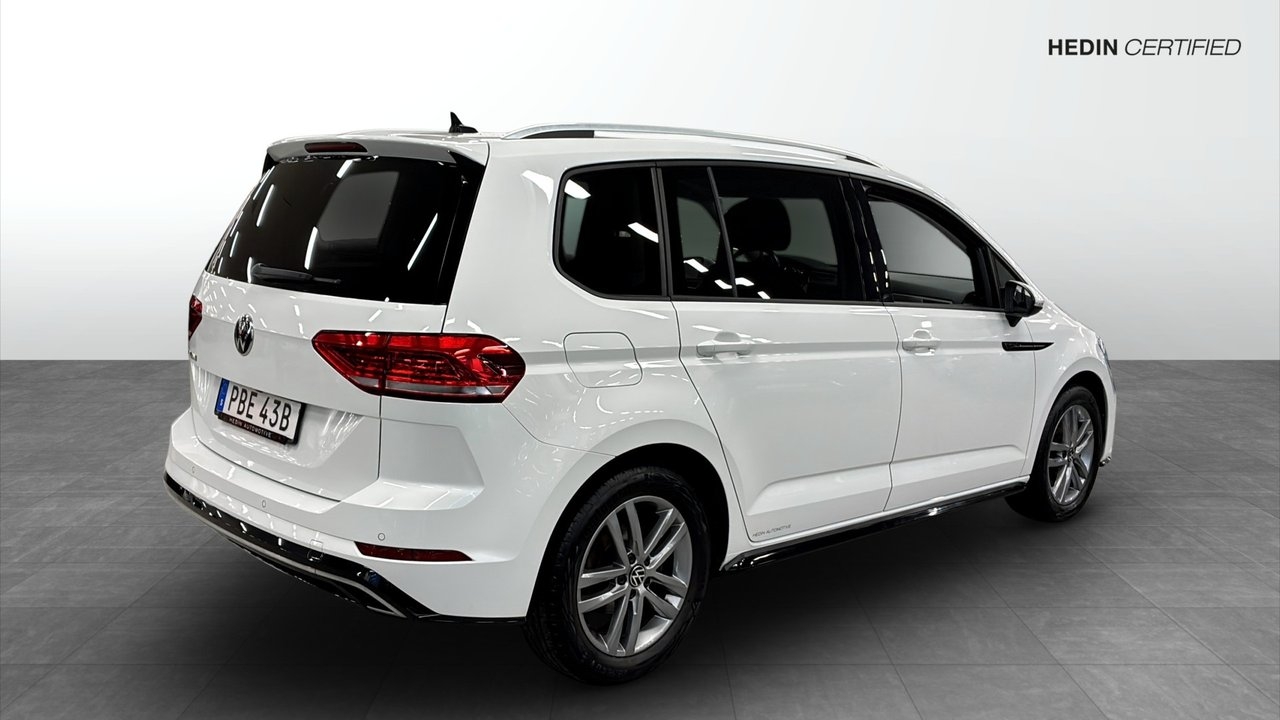 Volkswagen Touran 1.5 TSI R-Line 2021, bild 2/10