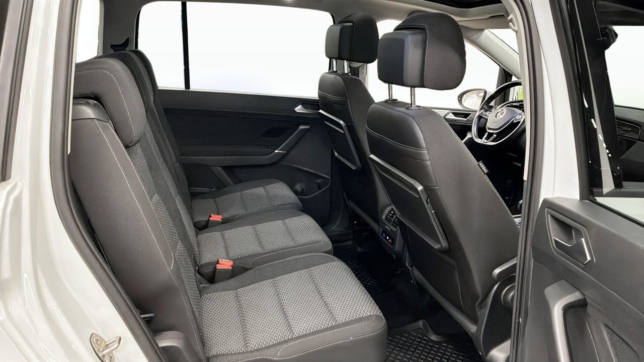 Volkswagen Touran 1.5 TSI R-Line 2021, bild 5/10
