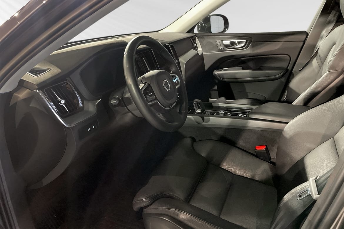 Volvo XC60 T6 Plus Dark 2025, bild 7/10