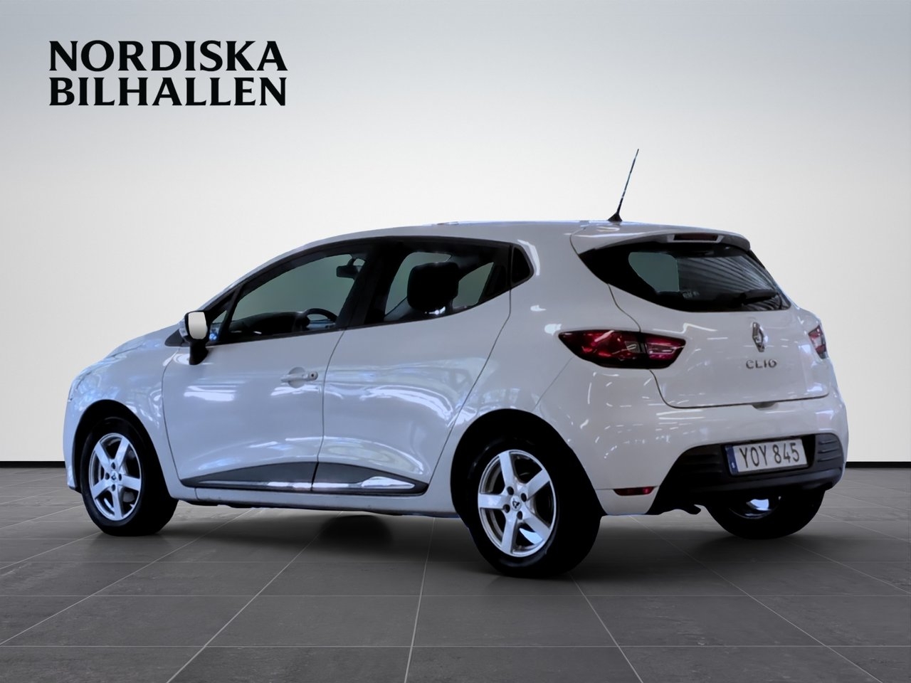 Renault Clio 1.2 16V 75 Expression 2018, bild 5/10