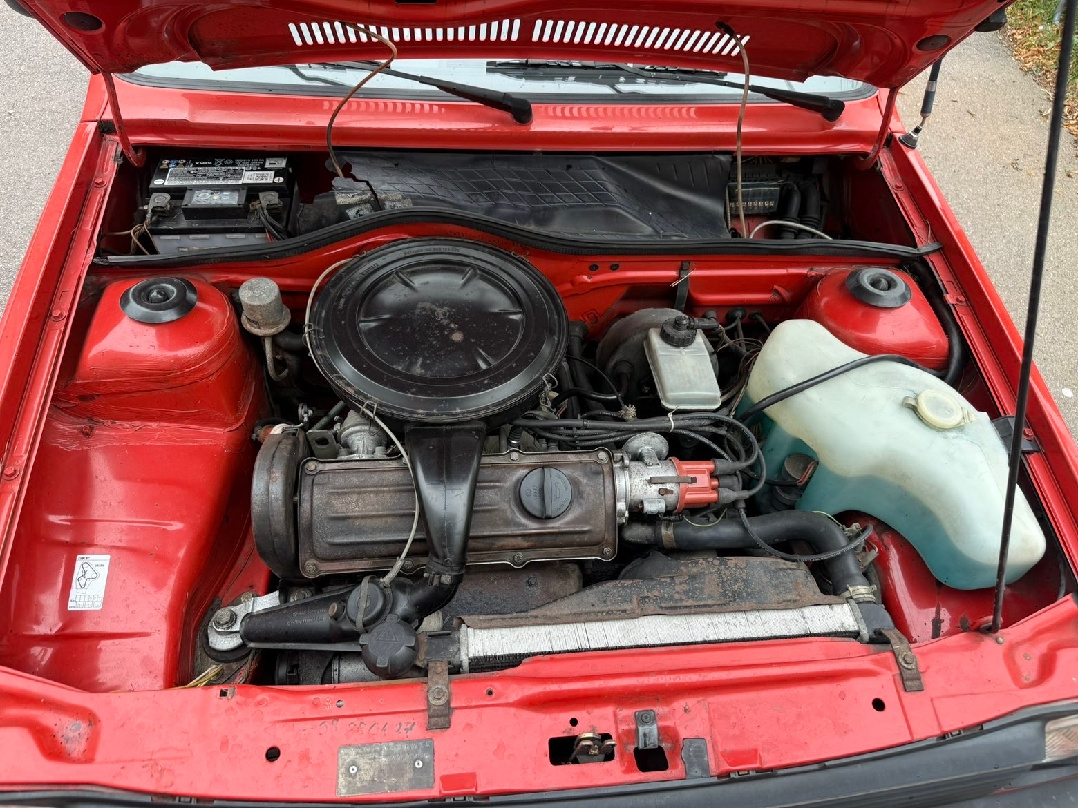 Volkswagen Polo 1.3 Manuell 1982, bild 8/8