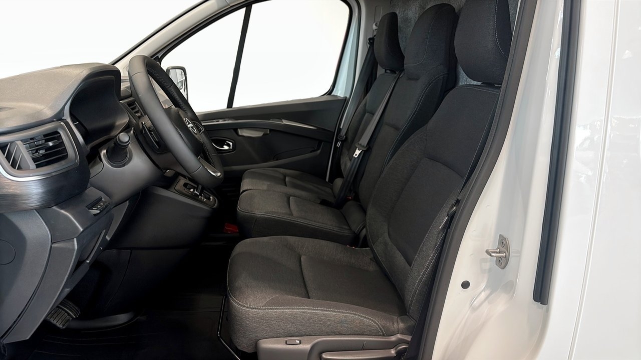 Nissan Primastar dCi 150 2027, kuva 9/10