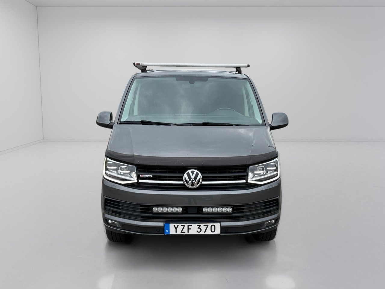 Volkswagen Transporter 2.0 TDI SCR 2018, bild 2/10