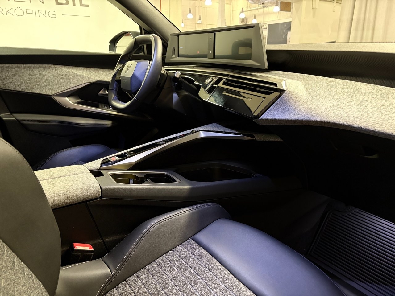 Peugeot 3008 1.2 Hybrid 145 Allure 2025, bild 6/10