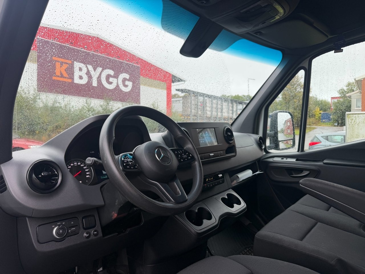 Mercedes-Benz Sprinter 2020, bild 2/9