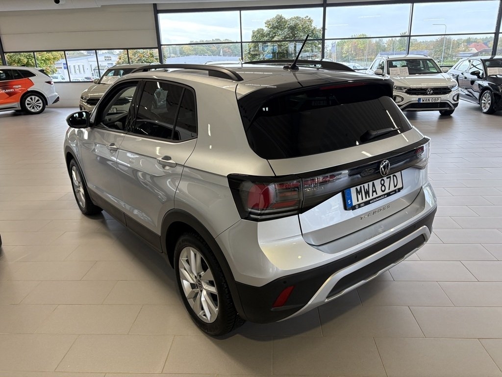 Volkswagen T-Cross 1.0 TSI Life 2025, kuva 6/9
